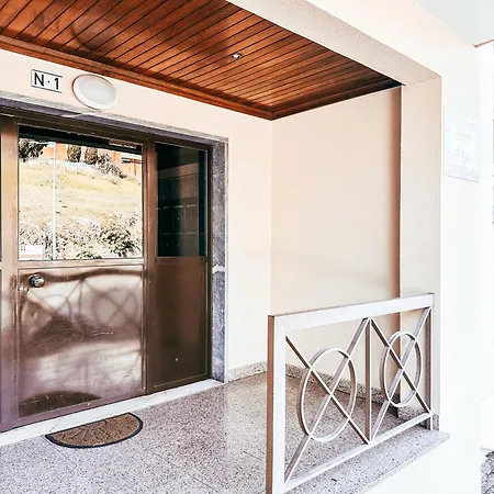 דירה Cosy By Gt House